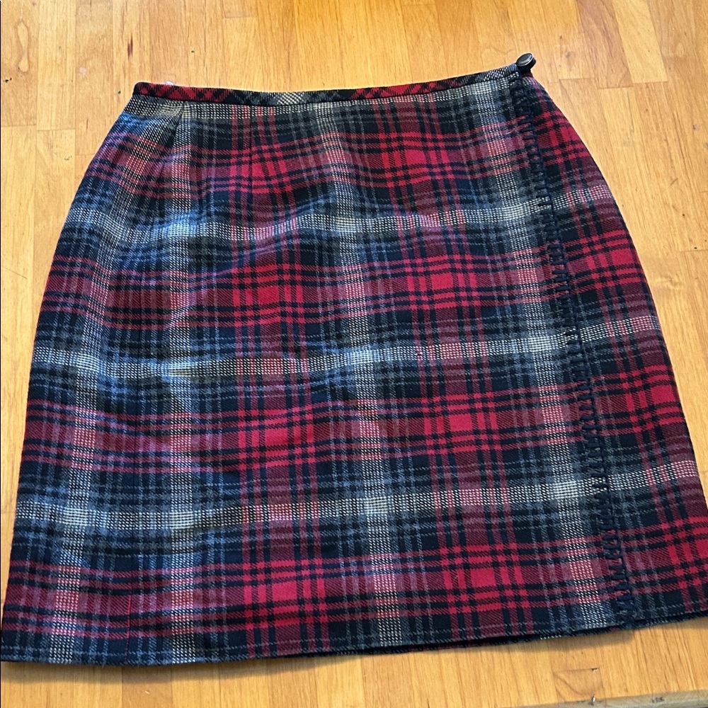 Eddie Bauer Red & Black Plaid Wool Wrap Around Skirt